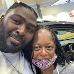 Meet your Posher, Kenneth